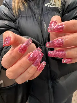 ネイル 個性派ネイル 🌼 ハルカ ♡の眉毛・アイブロウイメージ