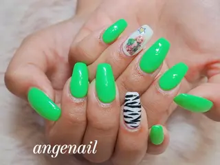 ネイル オーナーネイリスト MAKIのネイルデザイン