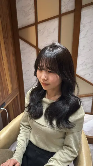セミロング 🫧透明感カラー🫧 ロン毛美容師のヘアスタイル