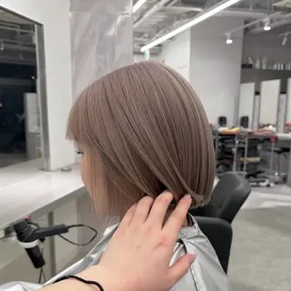 ショート カラー EIGHT ／SHU🩶のヘアスタイル