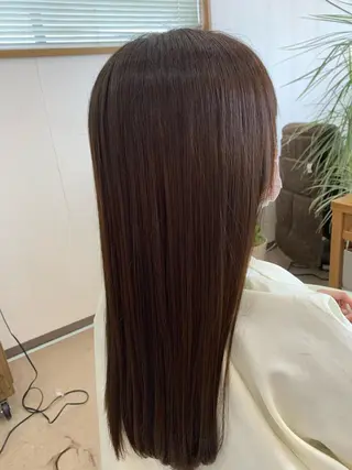 ロング 新保 佳世のヘアスタイル