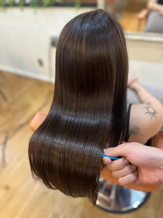 ロング ⚪️髪質改善 縮毛 店長 コウ⚪️のヘアスタイル