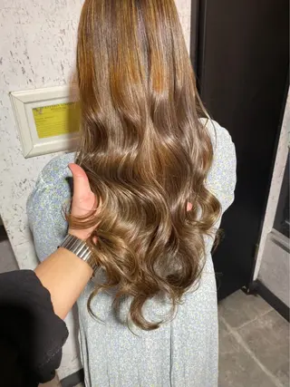 ロング 艶カラー美髪縮毛矯正 /髪質改善✨️ユウキのヘアスタイル