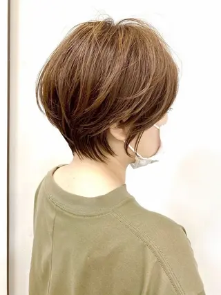 ミディアム 秋山 空澄のヘアスタイル