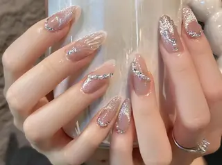 ネイル VIVIAN リサのネイルデザイン