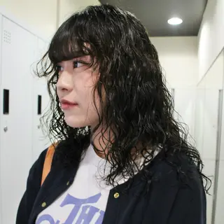 セミロング パーマ カーリーパーマ/ 透明ｶﾗｰ/MIKUのヘアスタイル