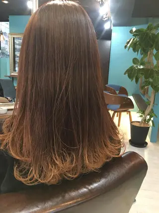 セミロング 末石 智のヘアスタイル