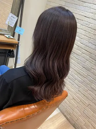 カラー しおり🍬 KOKORO🤍のヘアスタイル