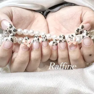 ネイル RAFFINE haru🦋🩵のネイルデザイン