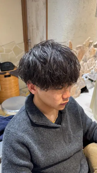 ショート カラー パーマ ヘアアレンジ メンズ 新宿のパーマ職人/ メンズパーマ/石見のヘアスタイル