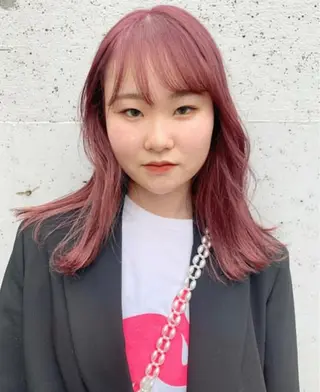 セミロング カラー haco＋所属・圧倒的デザイン力 店長🎨RENAのヘアスタイル