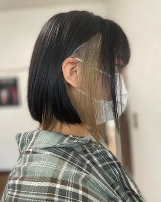ショート カラー 中本 愛理のヘアスタイル