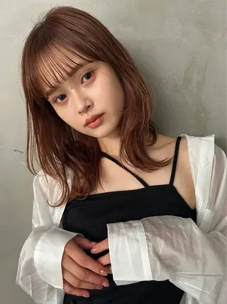 セミロング カラー たなき ゆうかのヘアスタイル