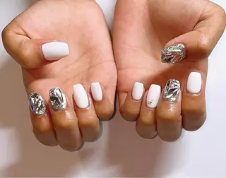 ネイル VIERU 🌈🎀💖のネイルデザイン