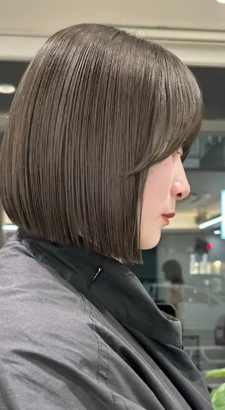 ロング 韓国風レイヤーカラー ライムのヘアスタイル