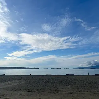 TIDEHAIR SHIHOのヘアスタイル