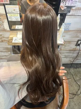 ロング カラー 光本 杏のヘアスタイル