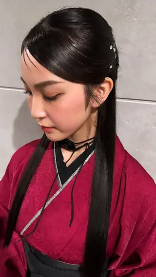 ロング ヘアアレンジ 吉野 華乃のヘアスタイル