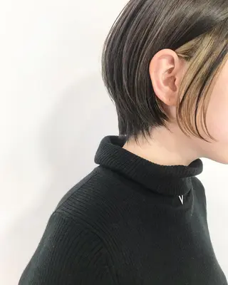 ショート カラー SAKURA omotesandoのヘアスタイル