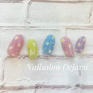 ネイル Nailsalon Dejavuのネイルデザイン
