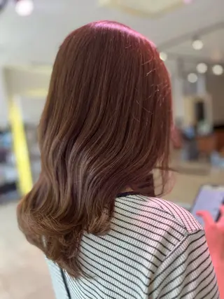 ロング カラー Cuthie 泉川のヘアスタイル