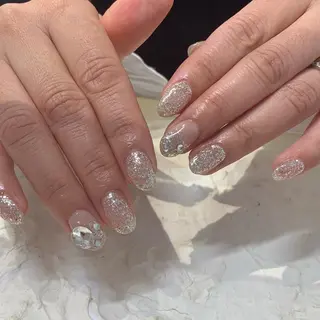 ネイル マキノ ユイのネイルデザイン