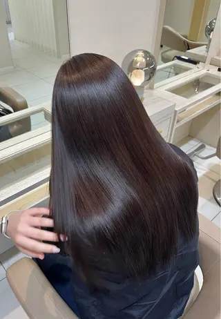 ロング illatos はるのヘアスタイル