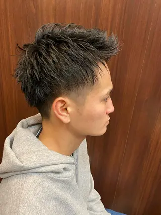 ショート メンズ 岡本 宗士のヘアスタイル