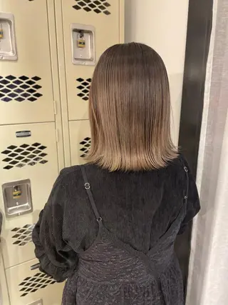 セミロング 東 みのりのヘアスタイル