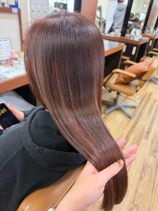 ロング 榮 百合香のヘアスタイル