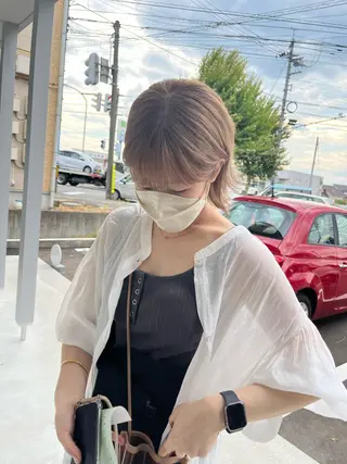 カラー 加藤 明香里のヘアスタイル