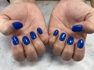 ネイル ネイルリボン 受付スタッフのネイルデザイン