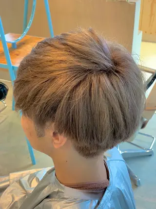 ショート カラー メンズ 北川 拓也のヘアスタイル