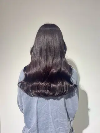 ロング カラー allum SAKURAのヘアスタイル