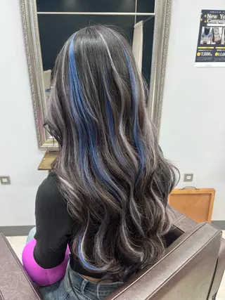 ロング カラー ヘアアレンジ 産休の為お休みです! 小島凜のヘアスタイル