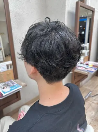 ショート パーマ メンズ 阿部 美咲のヘアスタイル