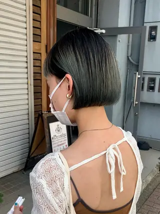 ショート カラー room3小出 奈央子のヘアスタイル