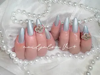 ネイル ✨Nailsalon Vi+✨のネイルデザイン