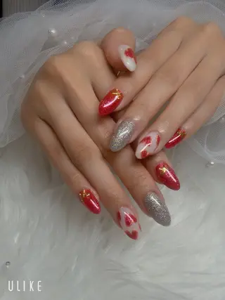 ミディアム 戸田 宏美のネイルデザイン