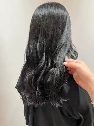 カラー 中務 綾乃のヘアスタイル