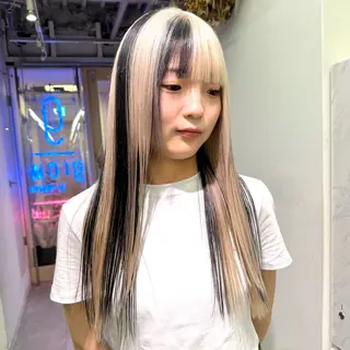 ロング 渋谷🎨ブリーチ特化 ×エクステ🎨レンのヘアスタイル