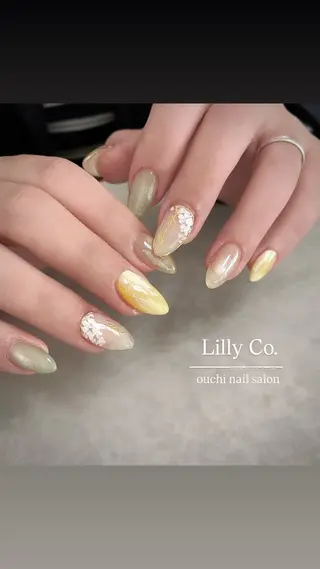 ネイル Lilly Co.のネイルデザイン