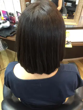 カラー 中山 ルミ子のヘアスタイル