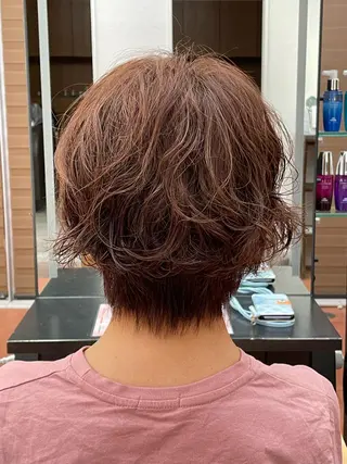 ショート パーマ 韓国風レイヤー/ 艶カラー竹内貫のヘアスタイル