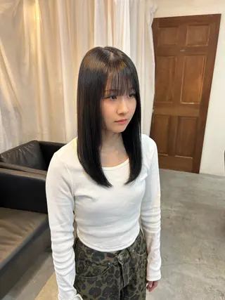 ロング カラー 顔周りカット ピンク カラー🩰りりのヘアスタイル
