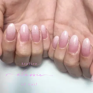 ミディアム クラシック ネイル JR茨木駅前店のネイルデザイン