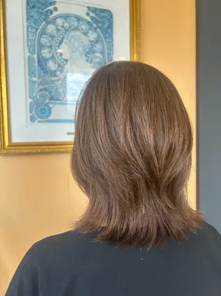 ミディアム カラー 畠中 望来のヘアスタイル