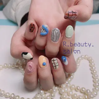 ネイル R.beauty サロンのネイルデザイン