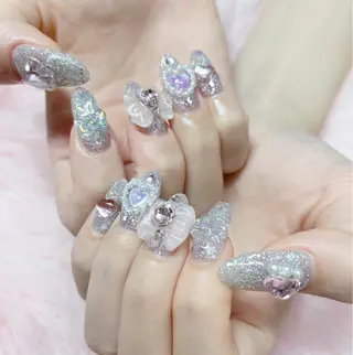 ネイル MoonNail ユリ🌸のネイルデザイン