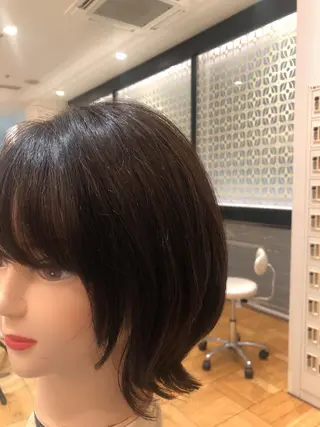 ショート 阪上 沙織のヘアスタイル